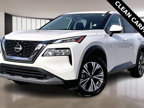 Used 2023 Nissan Rogue SV image 1