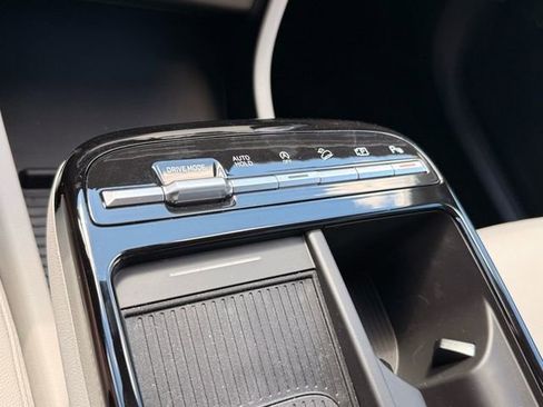 New 2025 Hyundai Tucson Limited image 21