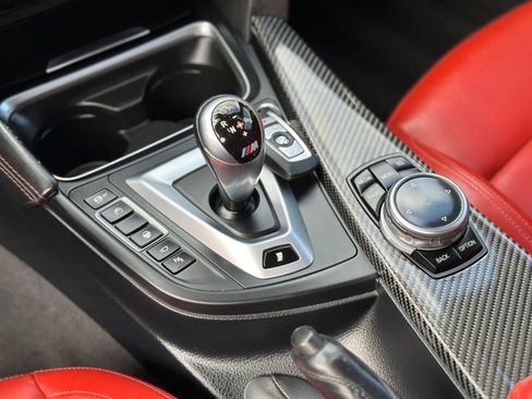 Used 2015 BMW M4 Coupe RWD image 33