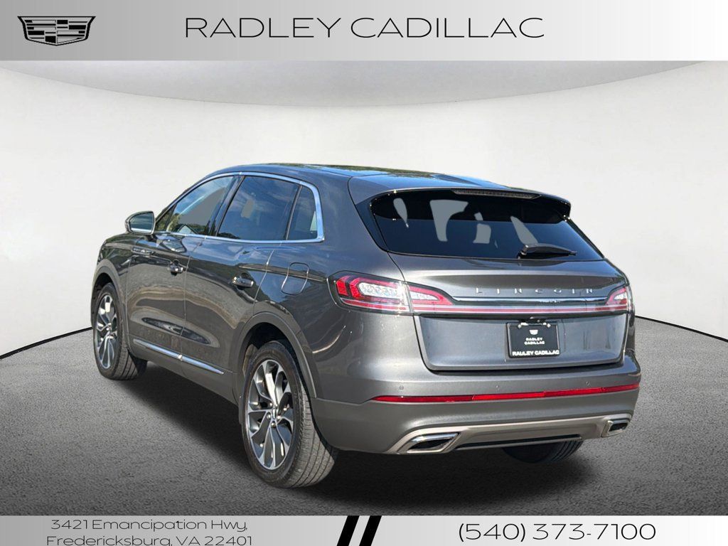 Used 2023 Lincoln Nautilus Reserve AWD/4WD image 18