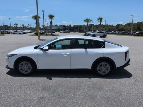 Used 2025 Kia K4 FWD image 8