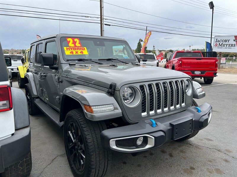 Used 2022 Jeep Wrangler Unlimited Sahara w/ Cold Weather Group AWD/4WD image 4