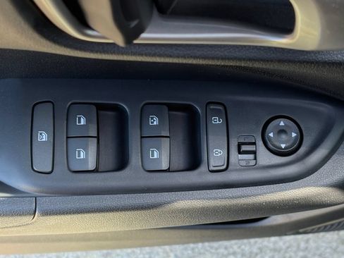 New 2026 Hyundai Venue SEL FWD image 14