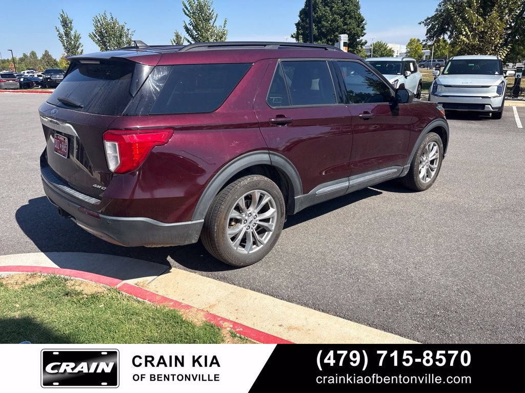 Used 2022 Ford Explorer XLT w/ Equipment Group 202A AWD/4WD image 4