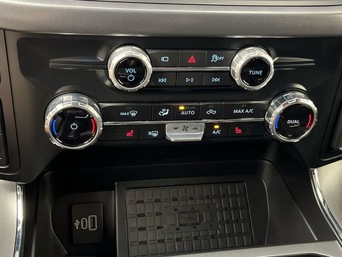 New 2025 Ford F150 XLT w/ Equipment Group 302A MID image 19