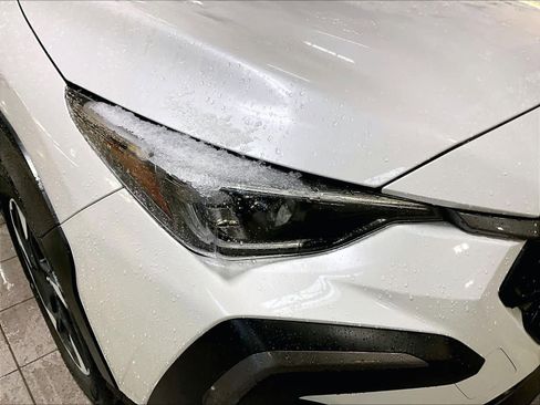 Used 2024 Subaru Crosstrek 2.5i Limited image 32