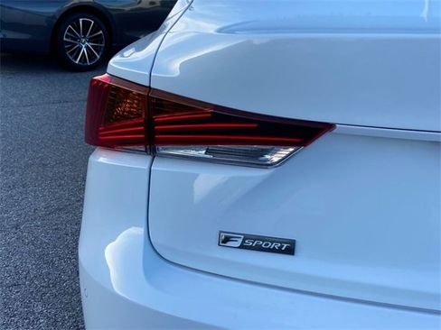 Certified 2020 Lexus IS 350 F Sport image 33