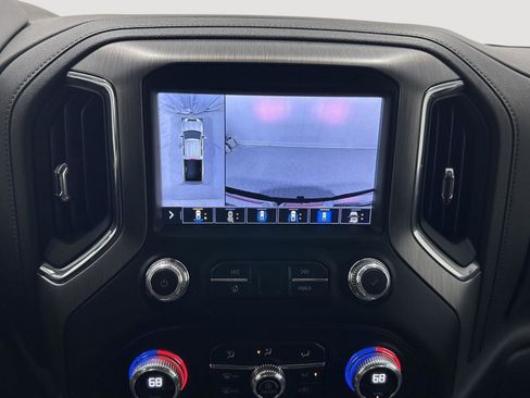Used 2023 GMC Sierra 3500 Denali w/ Technology Package AWD/4WD image 13