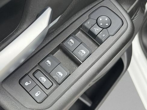 Used 2025 RAM 1500 Big Horn AWD/4WD image 23