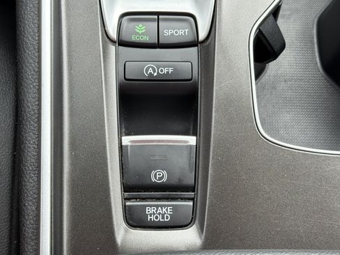 Certified 2022 Honda Accord Sport image 9