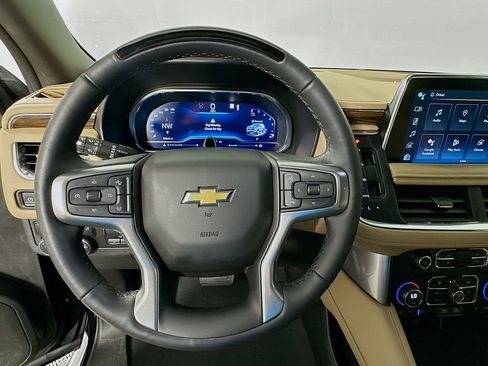 Used 2023 Chevrolet Tahoe Premier w/ Advanced Technology Package RWD image 11