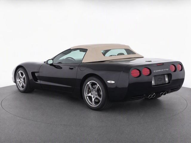 Used 2004 Chevrolet Corvette Convertible w/ Preferred Equipment Group RWD image 3