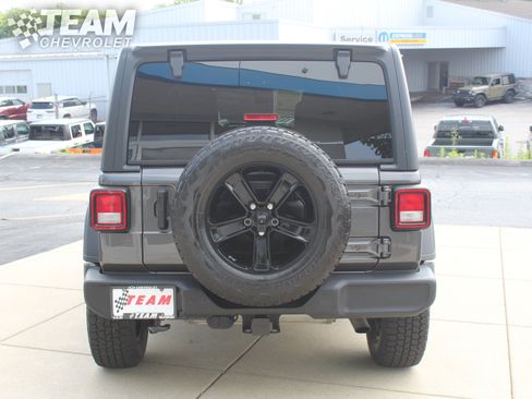 Used 2021 Jeep Wrangler Unlimited Sport AWD/4WD image 5