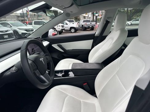 Used 2020 Tesla Model 3 Standard Range Plus image 12