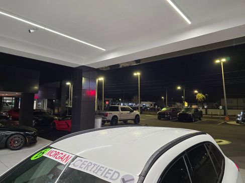 Used 2025 Mercedes-Benz GLC 300 4MATIC w/ AMG Line image 12