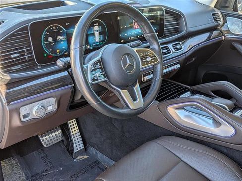 Used 2022 Mercedes-Benz GLS 450 4MATIC image 10