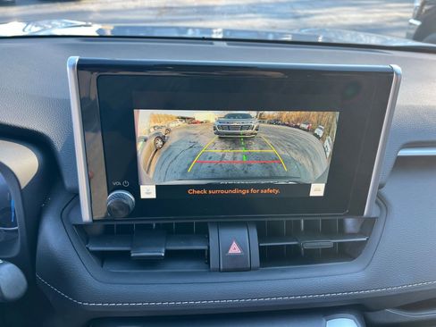 Used 2025 Toyota RAV4 LE image 18