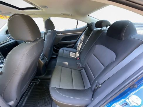 Used 2017 Hyundai Elantra Value Edition w/ Cargo Package FWD image 24