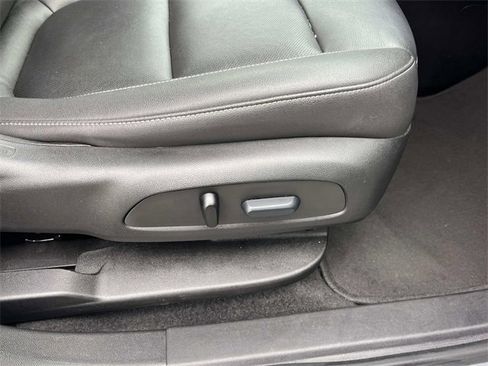 Used 2024 Chevrolet Blazer LT image 25