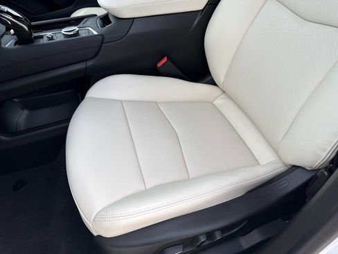 New 2025 Cadillac XT5 Sportv image 22