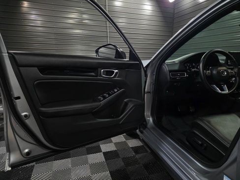 Used 2025 Honda Civic Sport Touring image 31