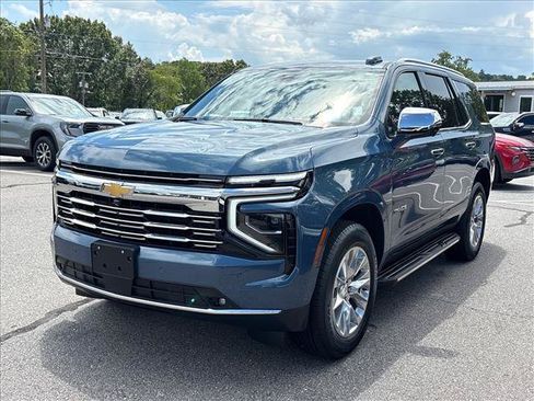 Certified 2025 Chevrolet Tahoe Premier AWD/4WD image 4