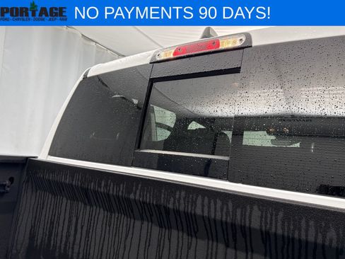 Used 2024 RAM 1500 Big Horn AWD/4WD image 40
