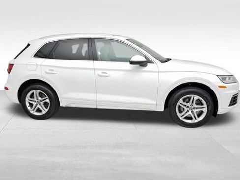 Used 2018 Audi Q5 2.0T Premium Plus w/ Premium Plus Package AWD/4WD image 11