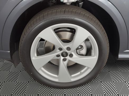 New 2026 Audi Q5 Premium Plus image 12