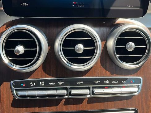 Used 2022 Mercedes-Benz GLC 300 4MATIC image 33