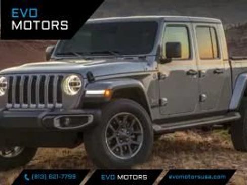 Used 2021 Jeep Gladiator Sport AWD/4WD image 1