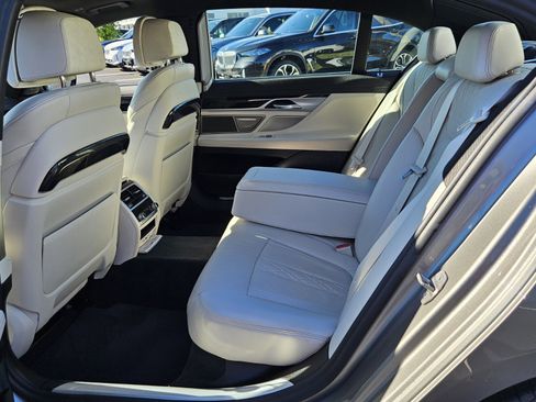 Used 2022 BMW 740i xDrive w/ M Sport Package image 14