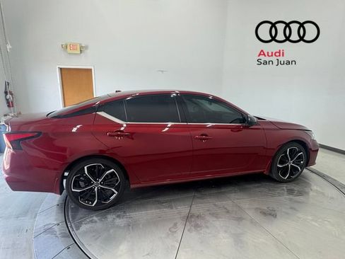 Used 2023 Nissan Altima 2.5 SR w/ SR Premium Package FWD image 36