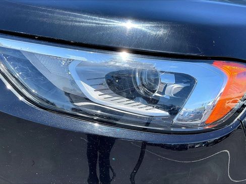 Used 2020 Ford Edge SE FWD image 27