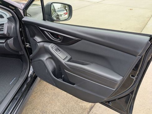 Used 2023 Subaru Crosstrek 2.0i image 33