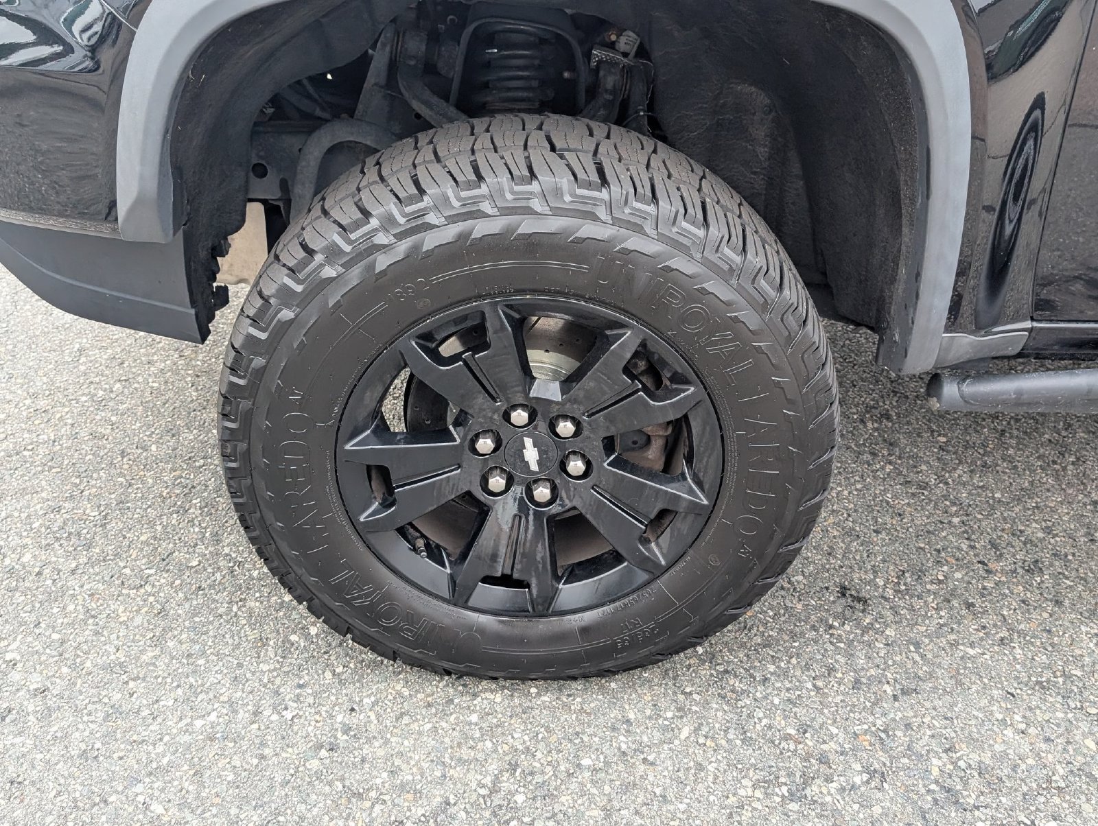 Used 2022 Chevrolet Colorado ZR2 w/ ZR2 Midnight Special Edition AWD/4WD image 9