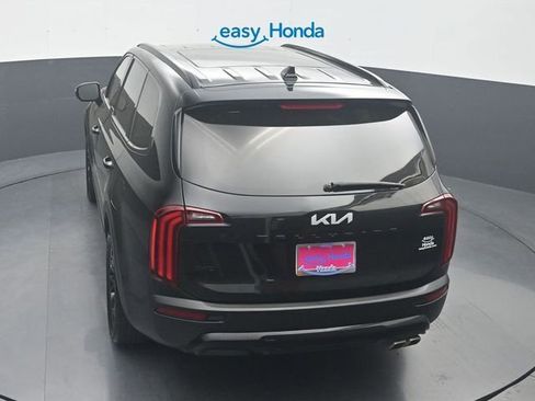 Used 2022 Kia Telluride SX w/ SX Prestige Package image 24