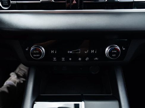 Used 2022 Mitsubishi Outlander SE FWD image 15