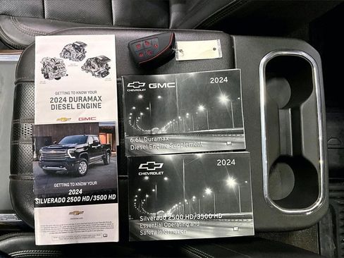 Used 2024 Chevrolet Silverado 3500 High Country w/ High Country Premium Package image 35