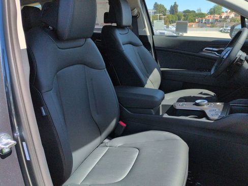 New 2026 Kia Sportage EX image 28