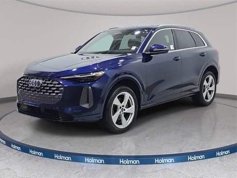 Used 2025 Audi Q5 2.0T Premium Plus w/ Premium Plus image 1