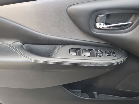 Used 2020 Nissan Murano S w/ Technology Package image 17