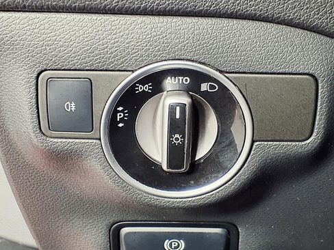 Used 2019 Mercedes-Benz CLA 250 image 21