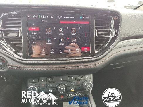 Used 2024 Dodge Durango GT image 13