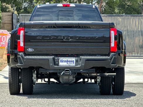 New 2026 Ford F450 Platinum w/ FX4 Off-Road Package AWD/4WD image 5