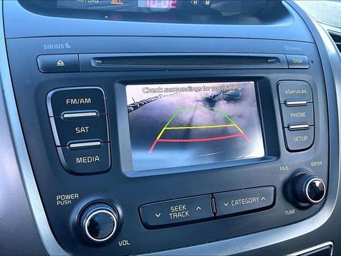 Used 2015 Kia Sorento LX image 15