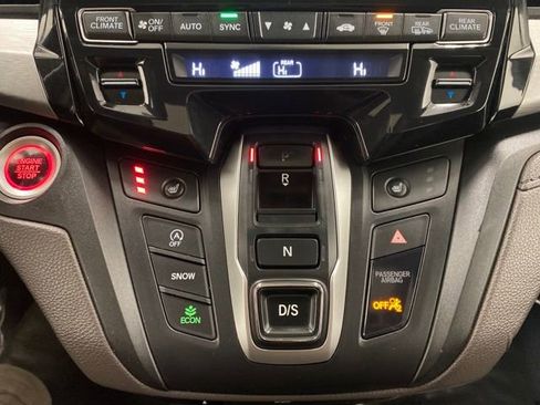 Used 2018 Honda Odyssey Touring image 24