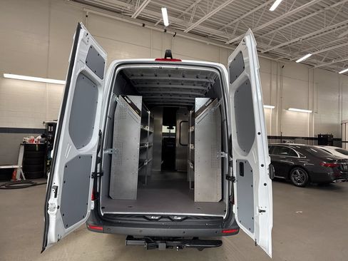New 2026 Mercedes-Benz Sprinter 2500 image 17