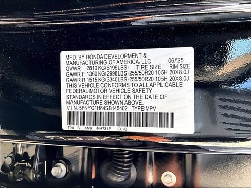 Used 2025 Honda Pilot Elite image 16