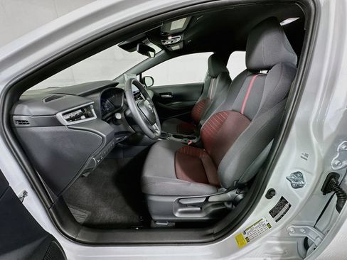 Used 2026 Toyota Corolla SE w/ SE Package FWD image 20